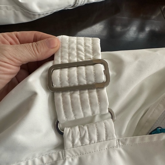 Lululemon Apex Parka Winter Coat Cream | Size 10 | Vintage - Picture 9 of 16